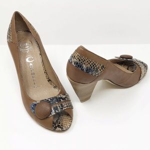 Jeffrey Campbell Sz 6 Tan Animal Print Heels Amina